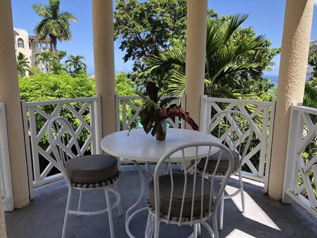 Sky Castles Apartment Ocho Rios Exterior photo